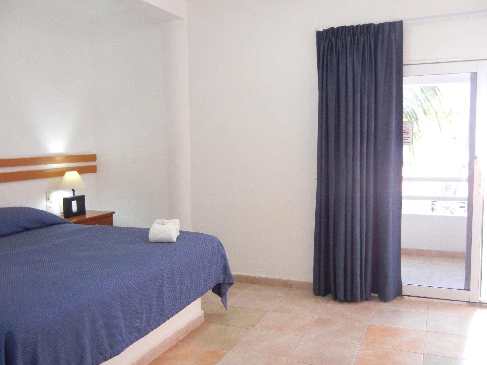 Hotel Plaza Almendros, Isla Mujeres Bagian luar foto