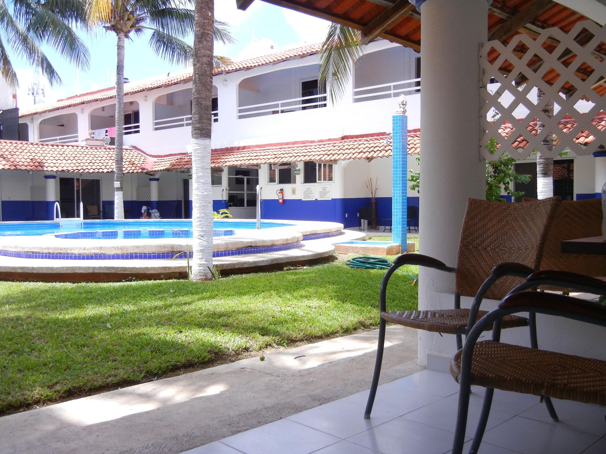 Hotel Plaza Almendros, Isla Mujeres Bagian luar foto