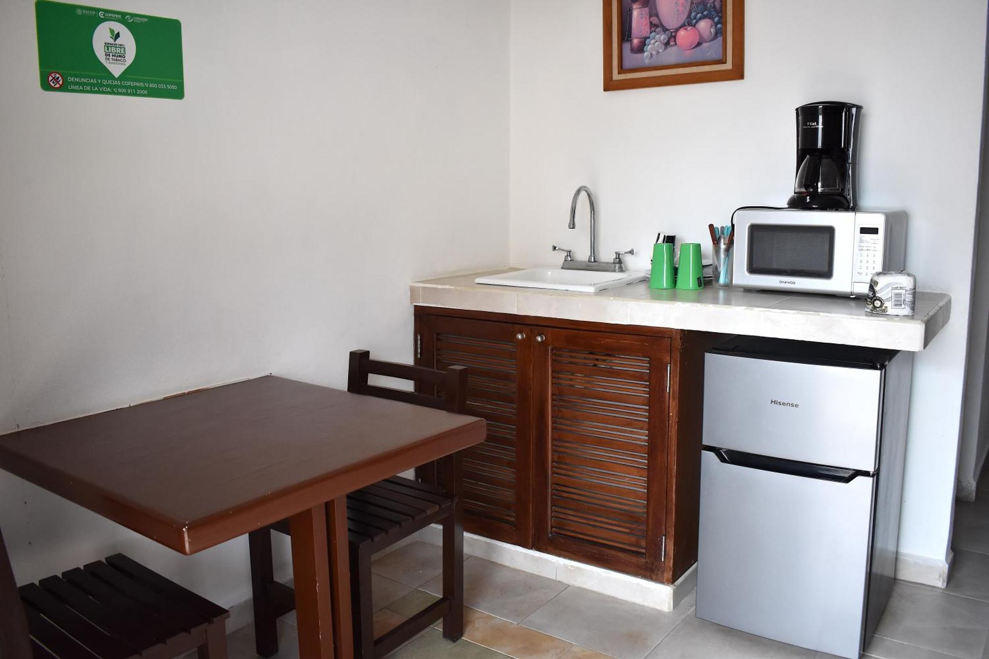 Hotel Plaza Almendros, Isla Mujeres Bagian luar foto