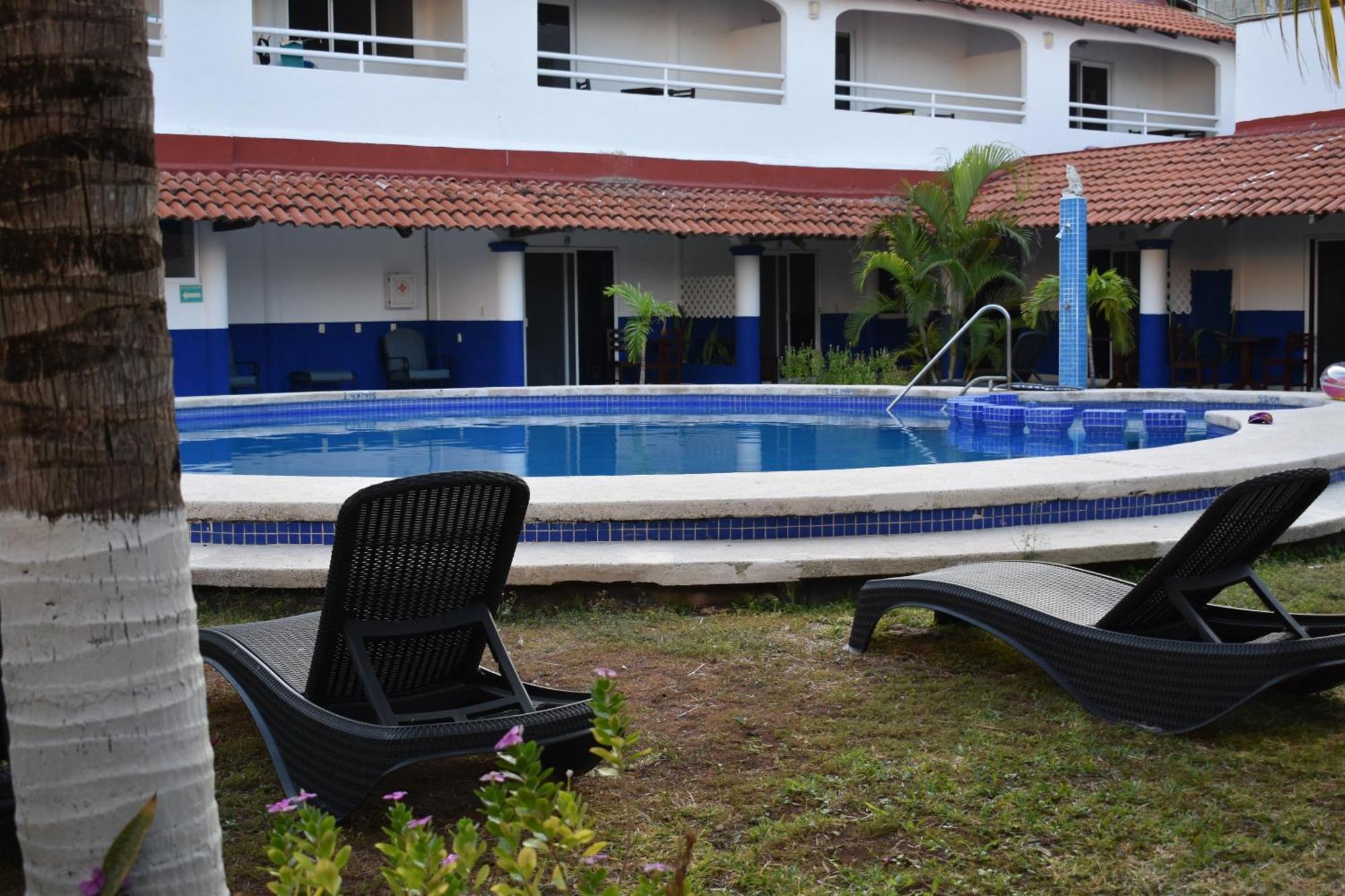 Hotel Plaza Almendros, Isla Mujeres Bagian luar foto