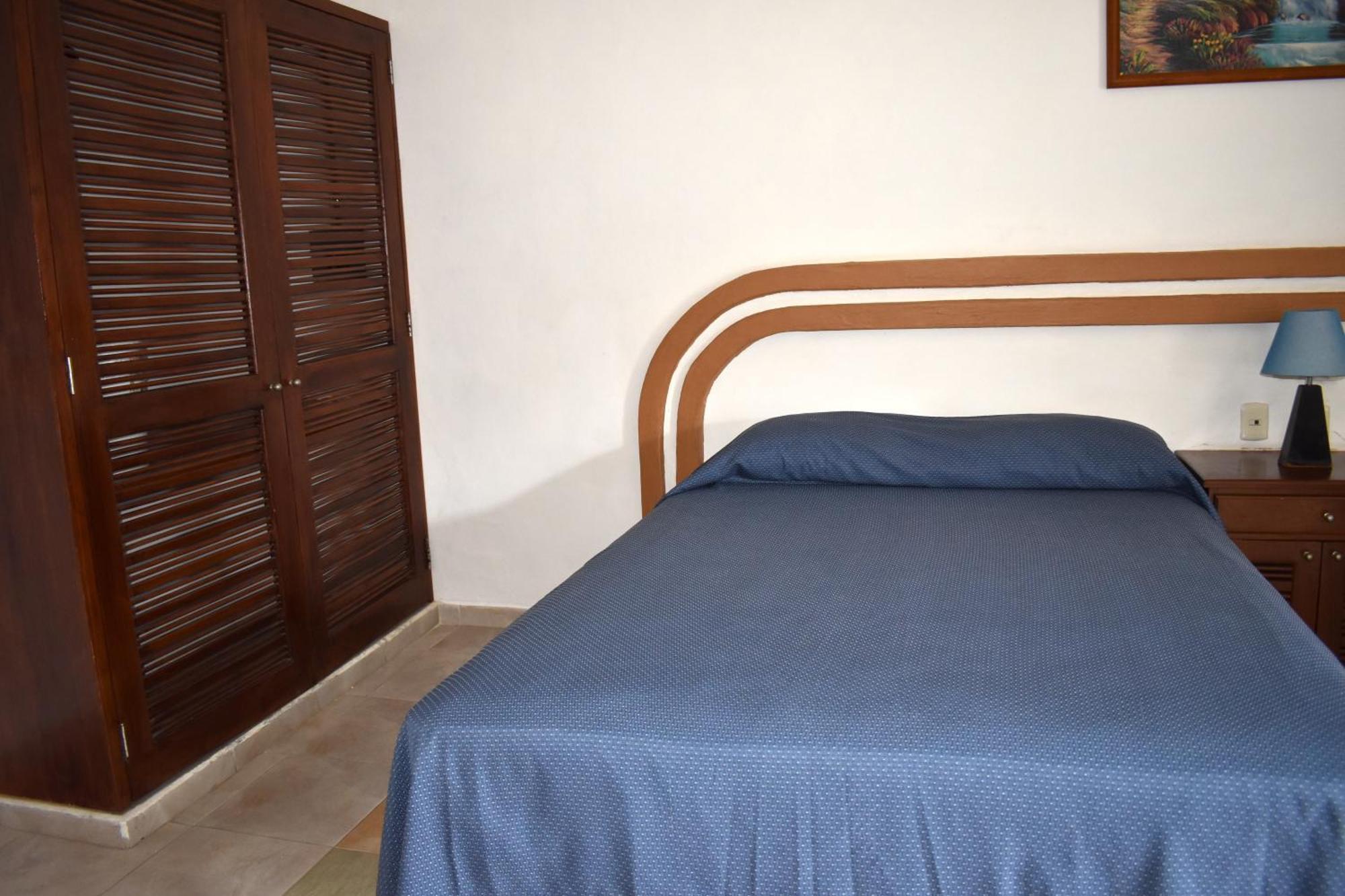 Hotel Plaza Almendros, Isla Mujeres Bagian luar foto