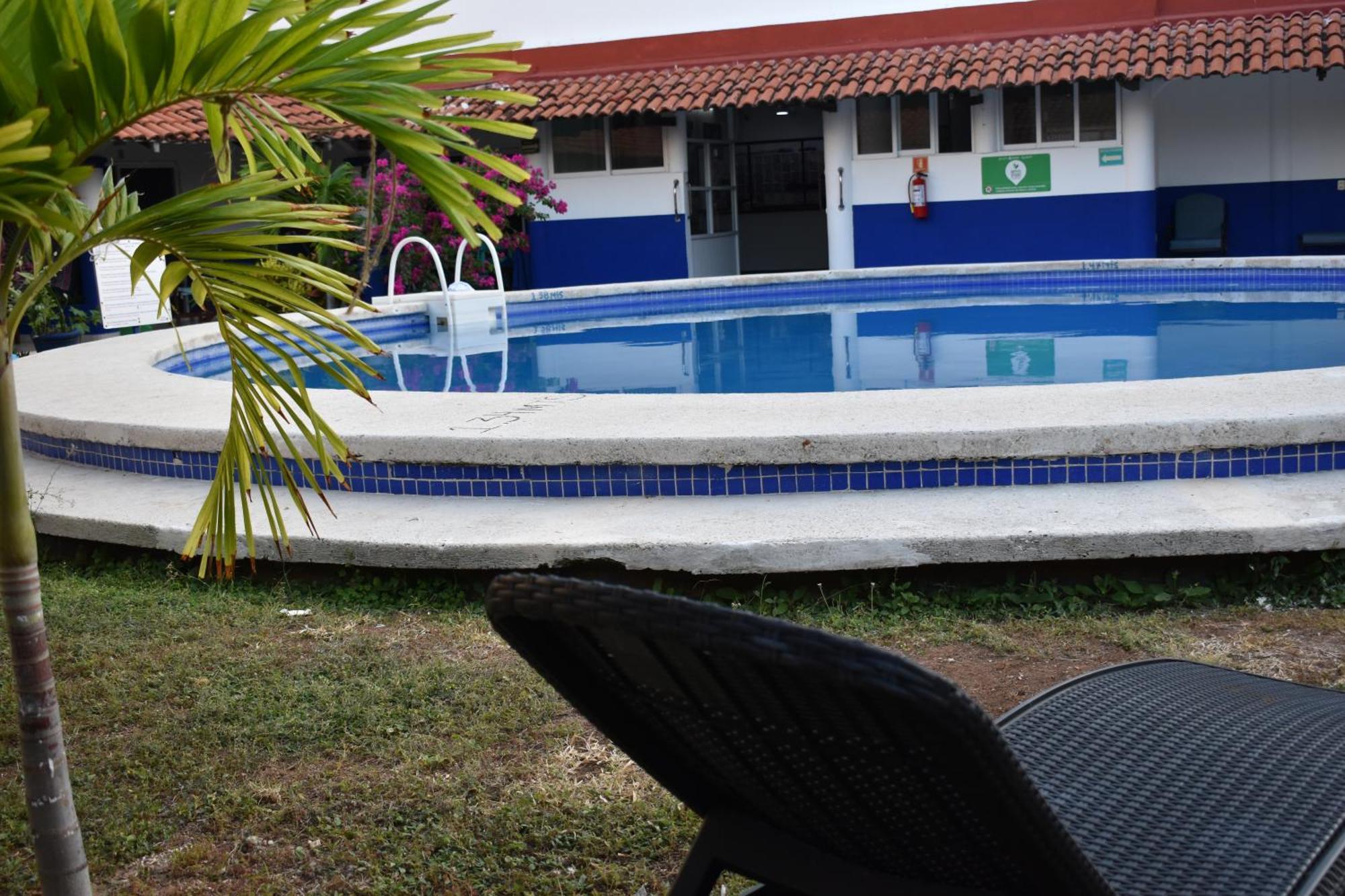 Hotel Plaza Almendros, Isla Mujeres Bagian luar foto