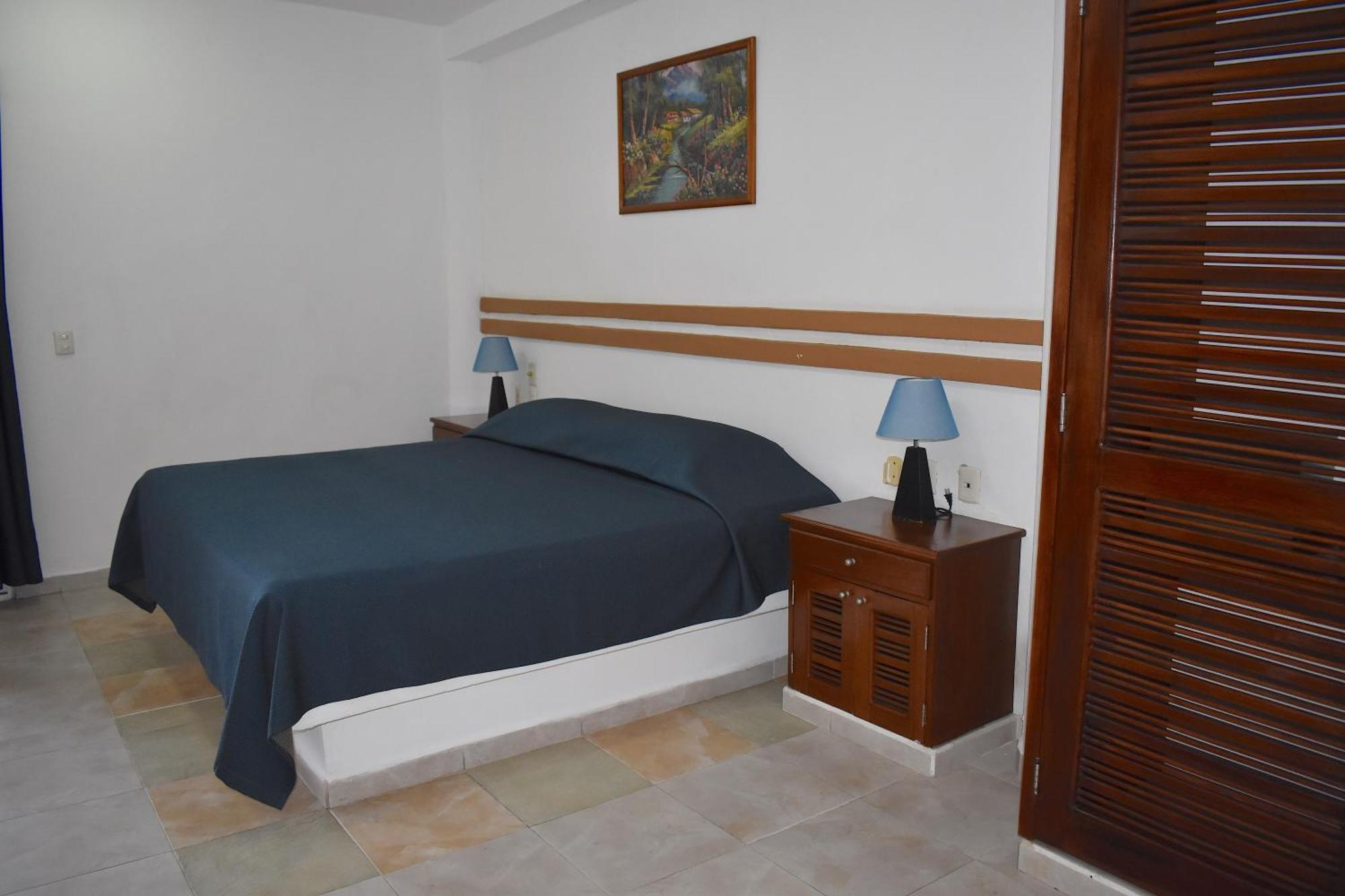 Hotel Plaza Almendros, Isla Mujeres Bagian luar foto